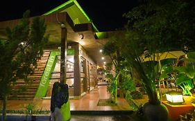 Lawaka Hotel